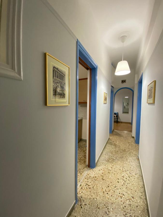 Traveller'S Choice Apartment Atena Exterior foto